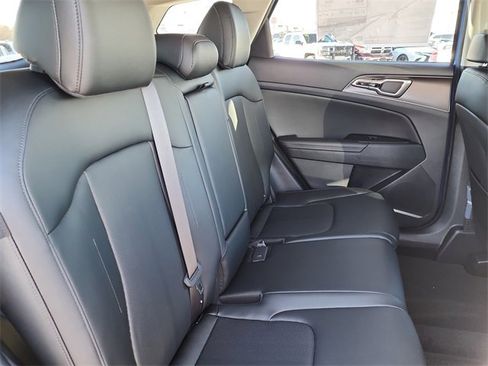 New 2026 Kia Sportage EX image 17