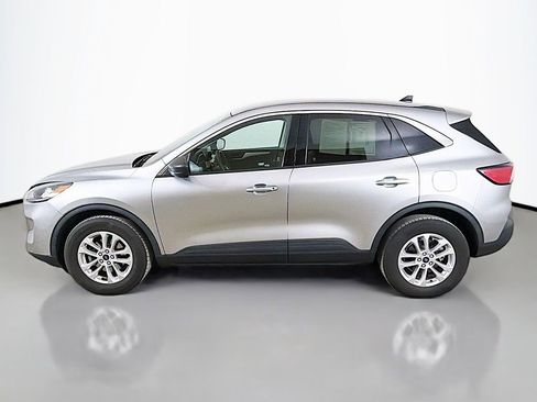 Used 2022 Ford Escape SE image 10