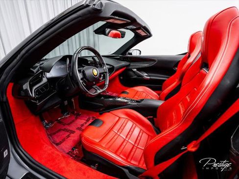 Used 2022 Ferrari SF90 Spider AWD/4WD image 39