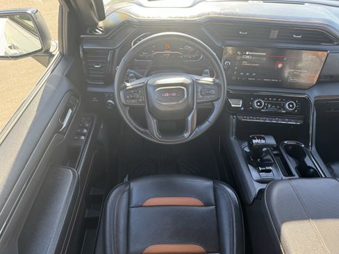 Used 2024 GMC Sierra 1500 AT4 w/ Technology Package image 14