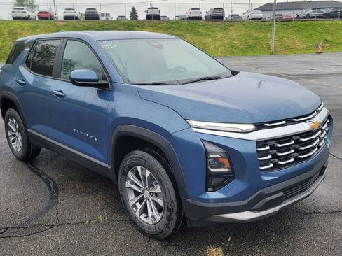 New 2026 Chevrolet Equinox LT w/ Convenience Package II FWD image 16