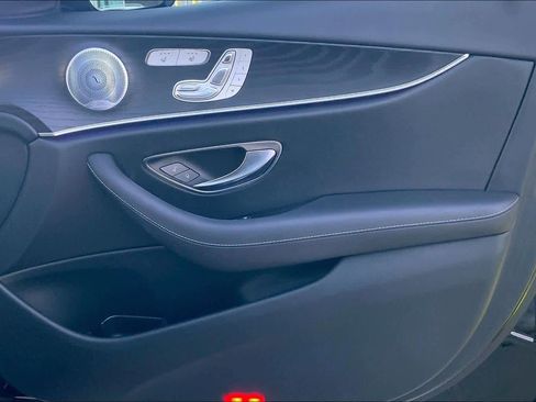 Used 2020 Mercedes-Benz E 450 E 450 image 20