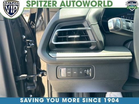 New 2026 Chevrolet Traverse LT w/ LPO, Floor Liner Package AWD/4WD image 19