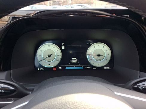 Used 2024 Hyundai Palisade Calligraphy image 22