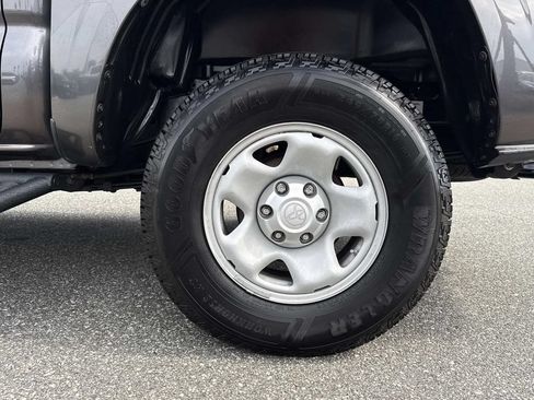 Used 2018 Toyota Tacoma SR RWD image 11
