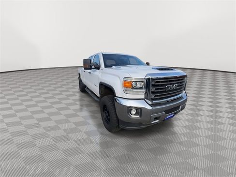 Used 2019 GMC Sierra 2500 Base 4D Crew Cab w/ Sierra Convenience Package image 2