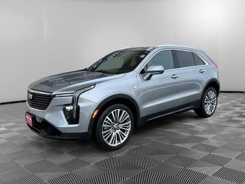 Used 2024 Cadillac XT4 Premium Luxury AWD/4WD image 1
