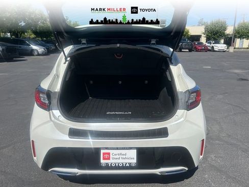 Certified 2020 Toyota Corolla SE w/ SE Preferred Package FWD image 18