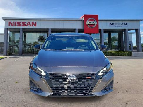 Certified 2023 Nissan Altima 2.5 SR image 11