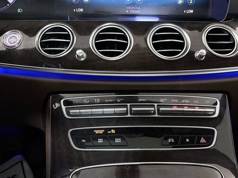 Used 2021 Mercedes-Benz E 350 Sedan w/ Premium Package image 19