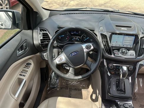 Used 2016 Ford Escape Titanium w/ Equipment Group 301A image 28