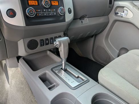 Used 2018 Nissan Frontier SV w/ Value Truck Package RWD image 23