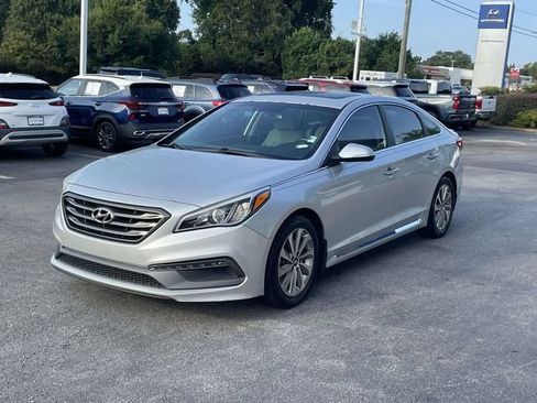 Used 2017 Hyundai Sonata Sport w/ Value Edition Package 02 FWD image 3