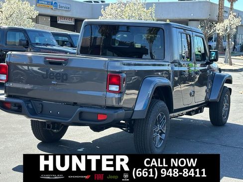 New 2026 Jeep Gladiator Sport image 7