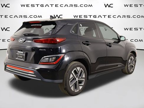 Used 2023 Hyundai Kona SE w/ Cargo Package image 40