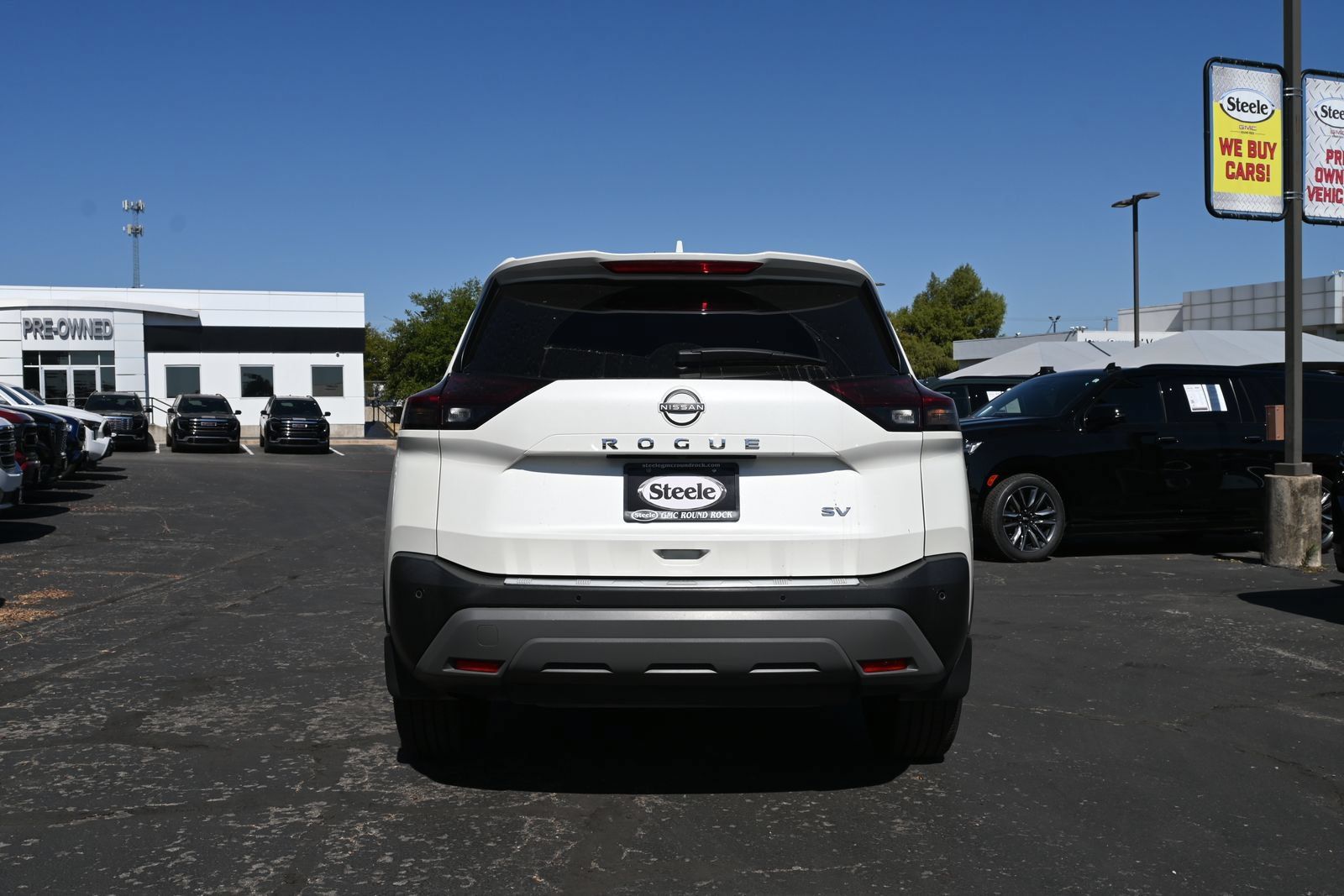Used 2023 Nissan Rogue SV FWD image 6
