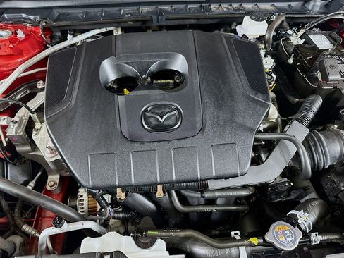 Used 2025 MAZDA CX-50 AWD 2.5 S w/ Premium Package image 35