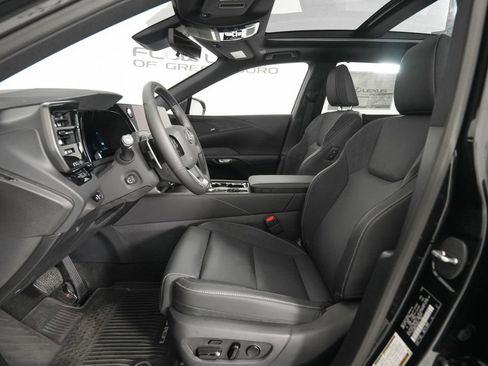 New 2026 Lexus RX 450h AWD w/ Convenience Package image 8
