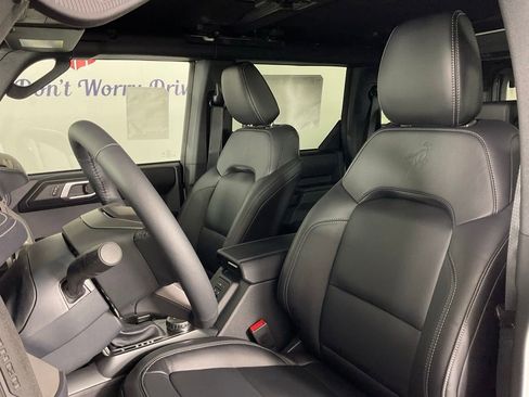 New 2026 Ford Bronco Outer Banks w/ Sasquatch Package AWD/4WD image 14