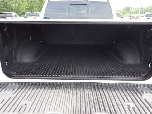 Used 2019 RAM 1500 Big Horn AWD/4WD image 29