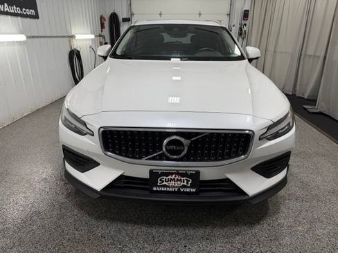 Used 2020 Volvo V60 T5 Cross Country w/ Protection Package Premier AWD/4WD image 2