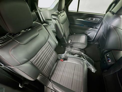 New 2026 Ford Explorer ST-Line w/ ST-Line Street Pack image 30