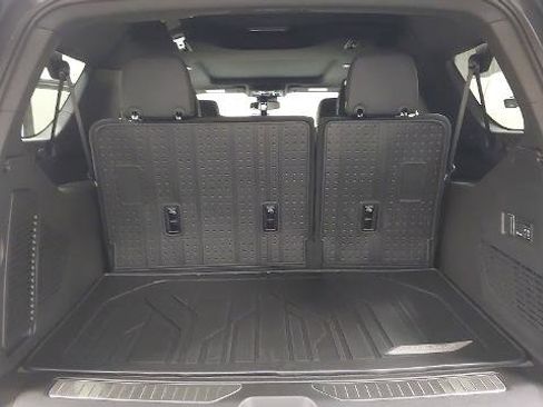 New 2026 Chevrolet Suburban Premier w/ Sun And Tow Package image 27