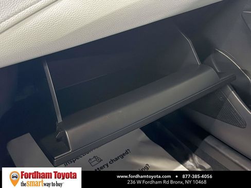 Used 2024 Toyota Corolla SE FWD image 33