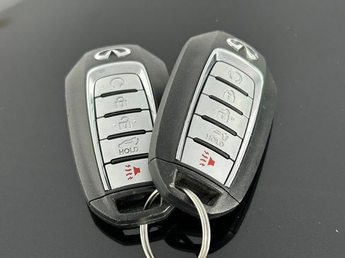 Used 2023 INFINITI QX60 Sensory w/ Vision Package AWD/4WD image 41