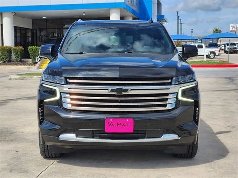 Used 2022 Chevrolet Tahoe High Country image 2