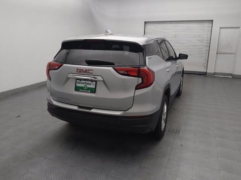 Used 2020 GMC Terrain SLE FWD image 7