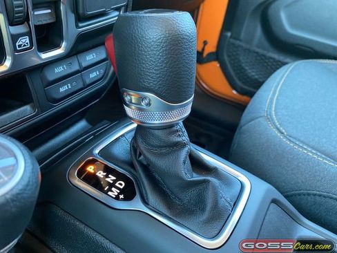 New 2025 Jeep Gladiator Sport image 12