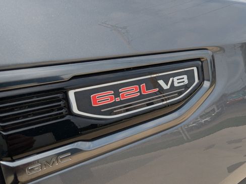 Used 2022 GMC Sierra 1500 AT4 w/ AT4 Premium Package AWD/4WD image 16