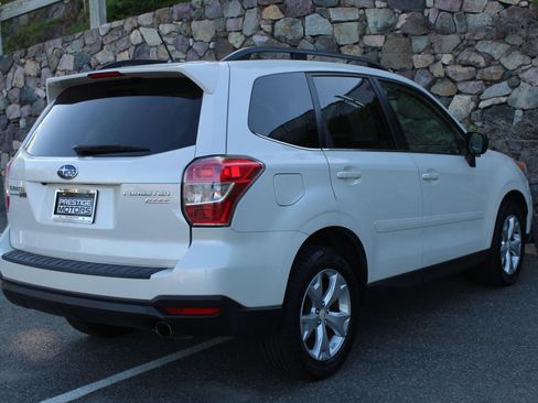 Used 2014 Subaru Forester 2.5i Limited image 9