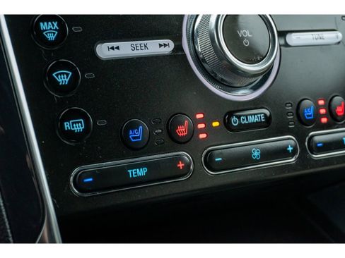 Used 2019 Ford Explorer Limited w/ Ford Safe & Smart Package image 26