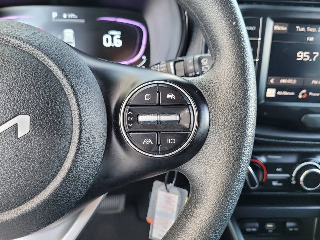 Certified 2025 Kia Soul LX w/ LX Technology Package FWD image 24