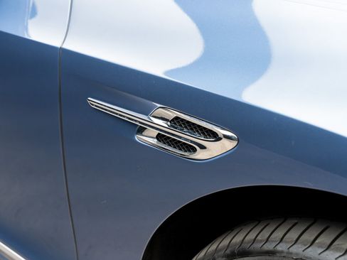 Used 2017 Bentley Continental GT image 13