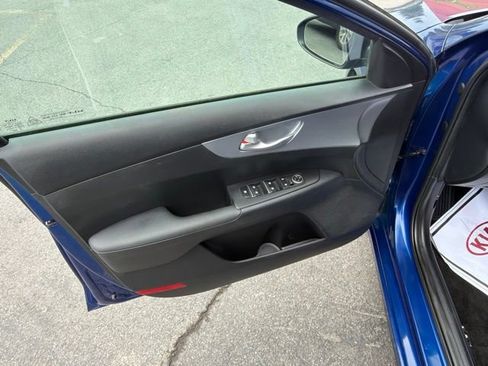 Certified 2023 Kia Forte LXS FWD image 18
