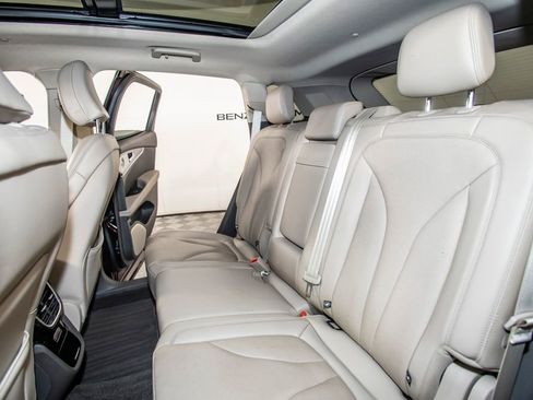 Used 2022 Lincoln Nautilus Reserve w/ Equipment Group 202A AWD/4WD image 17