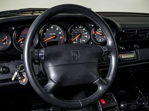 Used 1995 Porsche 911 Carrera image 21