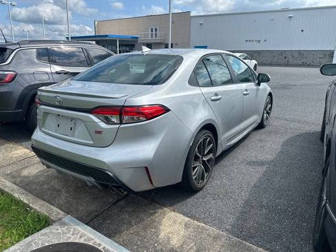 Used 2020 Toyota Corolla SE FWD image 4