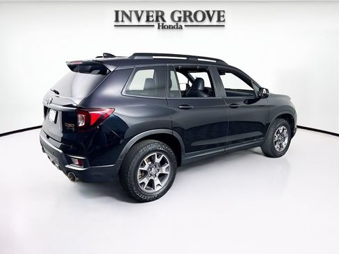 Used 2023 Honda Passport TrailSport image 5