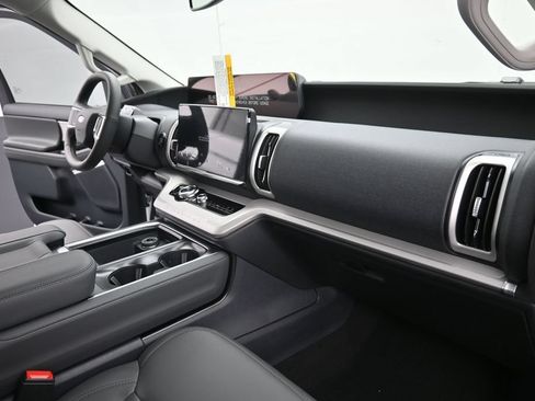 New 2026 Ford Expedition Active RWD image 26