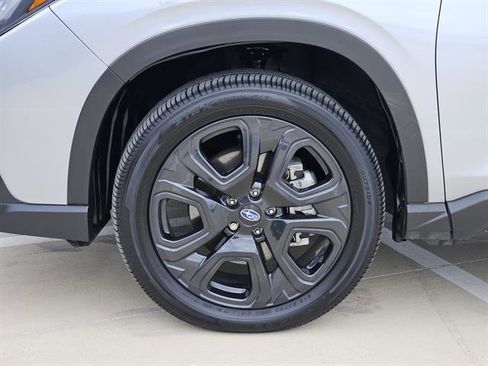 Used 2024 Subaru Ascent Onyx Edition image 7
