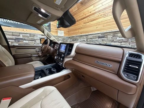 Used 2021 RAM 1500 Laramie AWD/4WD image 16