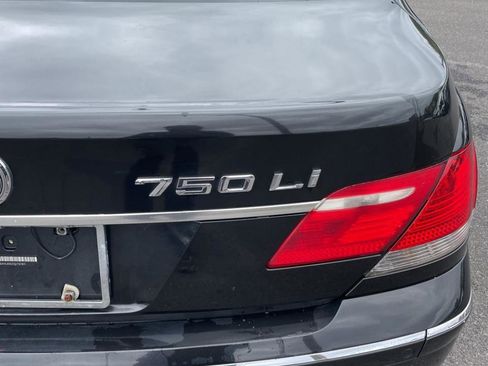 Used 2007 BMW 750i RWD image 30