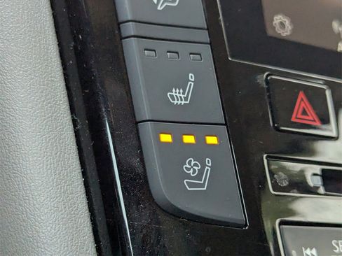 Used 2024 INFINITI QX50 Sensory image 18