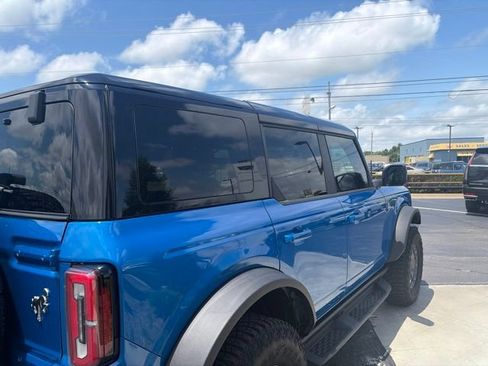 Used 2024 Ford Bronco Outer Banks AWD/4WD image 5