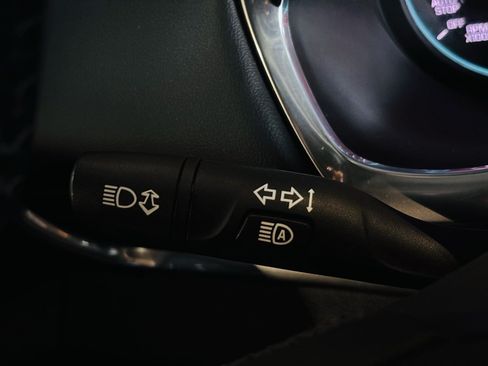 Used 2023 Chevrolet Traverse RS AWD/4WD image 60