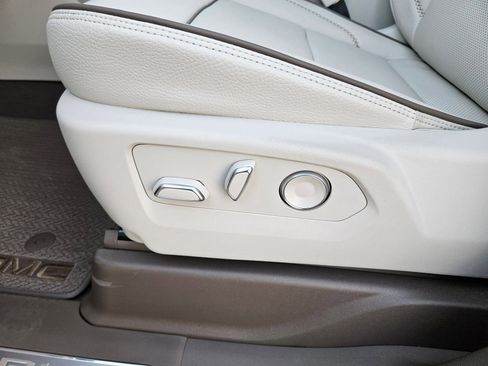 New 2026 GMC Yukon Denali image 20